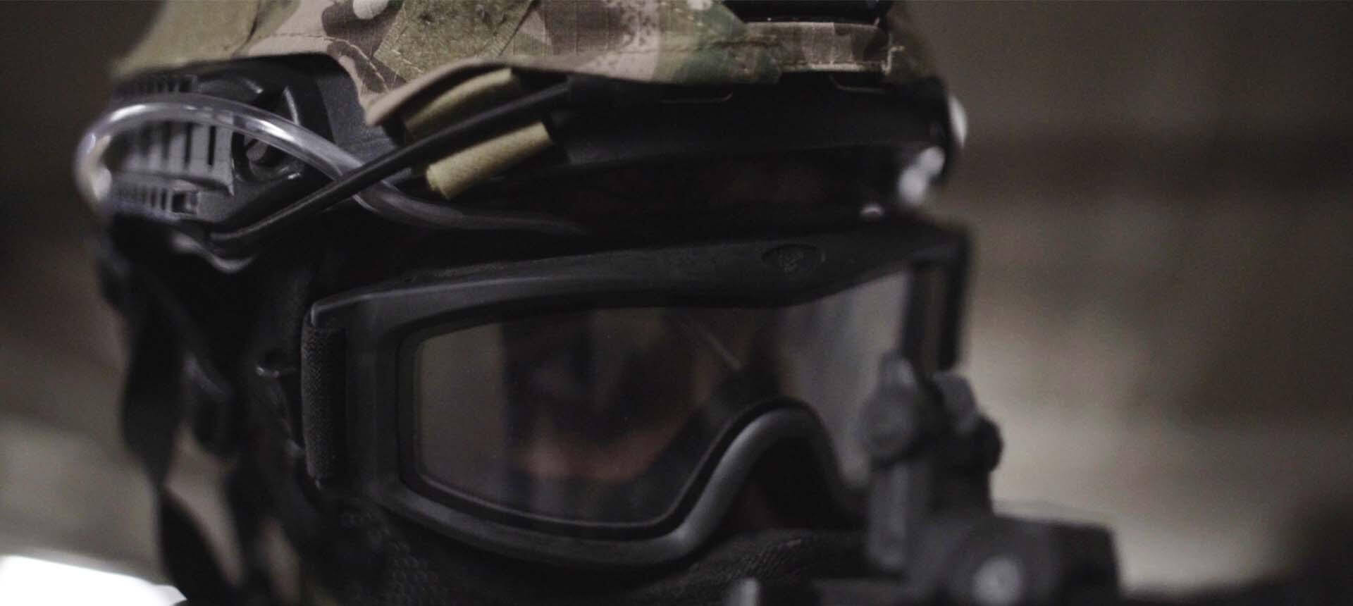 Visor glasses with Exfog system